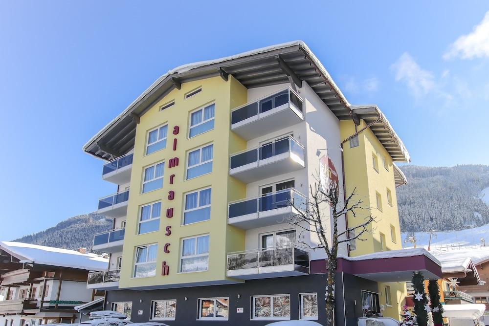 Hotel Almrausch Saalbach-Hinterglemm Exterior photo